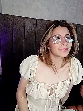 Sara_Roades webcam