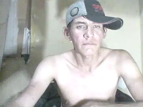 Cloud0nMycock webcam