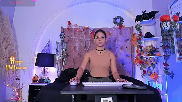 LadyAvalon webcam