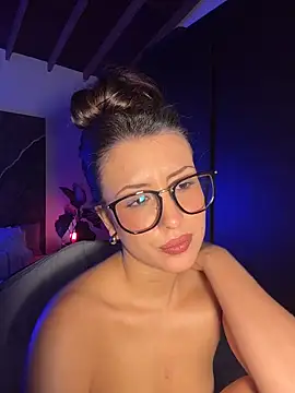 EmaSaenz webcam