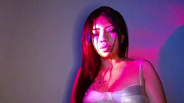Ey_im_simone webcam