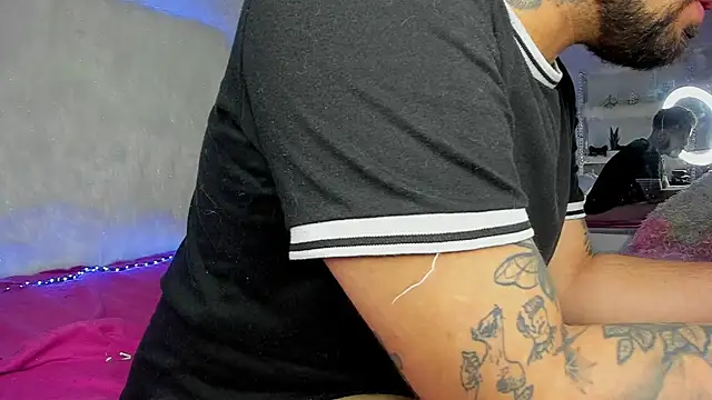 Littlepearl23 webcam