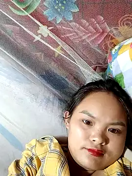 xinhxinhcute webcam