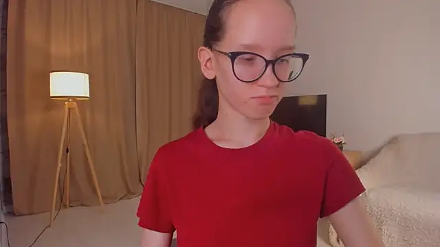 BettyBrowni webcam