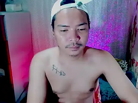 MANIACasianX webcam
