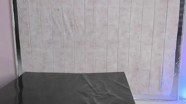 StefanyMiler webcam
