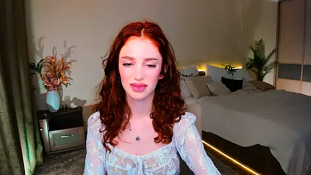 ChristinaConteeree webcam