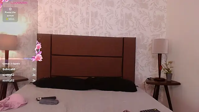 Ava_Raye webcam