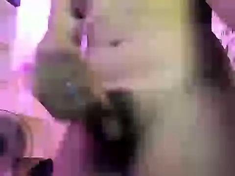 Hollyfvkendoll webcam