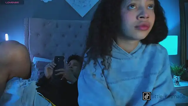 Joe_And_Emma webcam