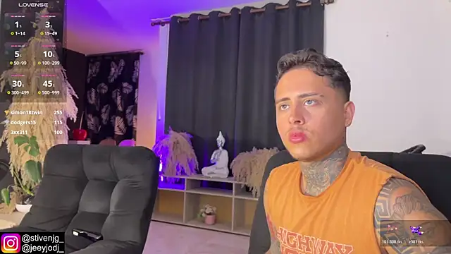 tattoguys_cums webcam
