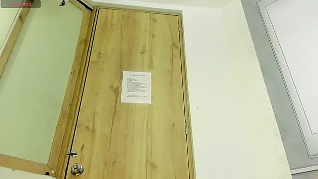 Scarleth_horny webcam