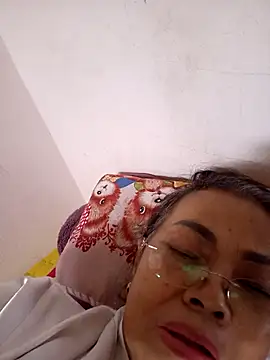 Hotestlove webcam