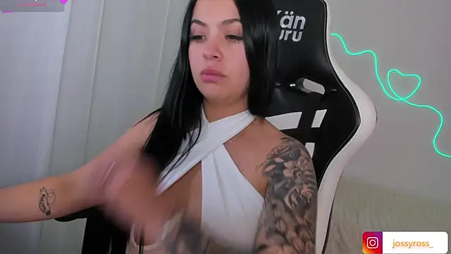 Victoryyy_ webcam