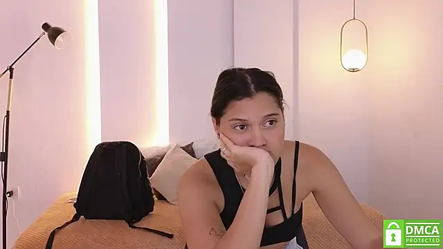 nami_hot04 webcam