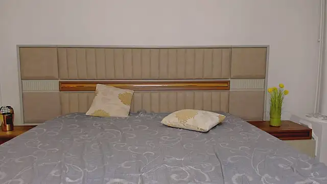 ClaudiaMilf webcam