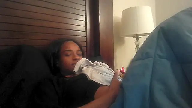 marlowlovee - Marlowlovee's free webcam