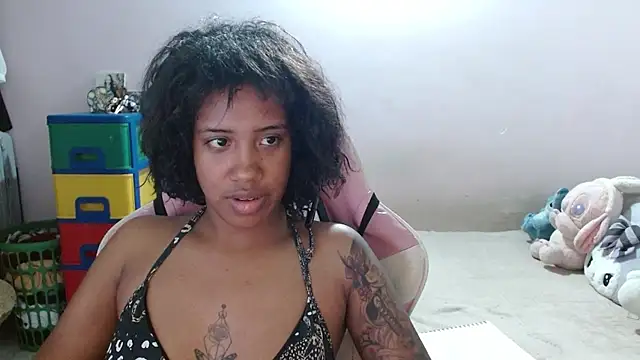 TiffanyRoouse webcam