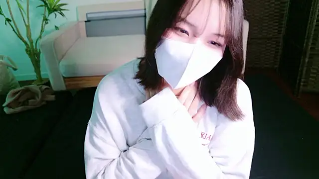mari_tan_ch webcam