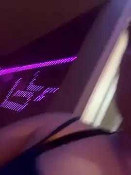 BuzzBunni69 webcam