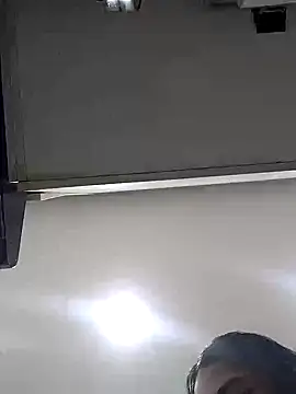 Charlotte_cutee18 webcam
