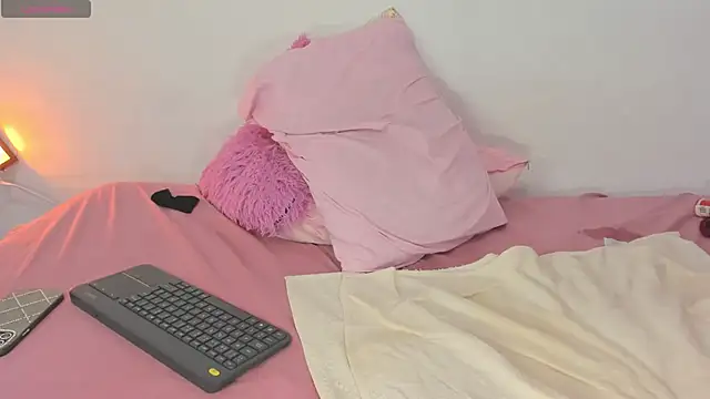 tanisha_bigboobs webcam