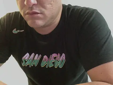 zeusmasterhorny webcam