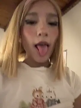  SweetBunnyGF chat room