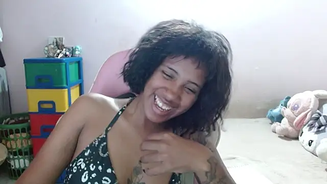 TiffanyRoouse webcam