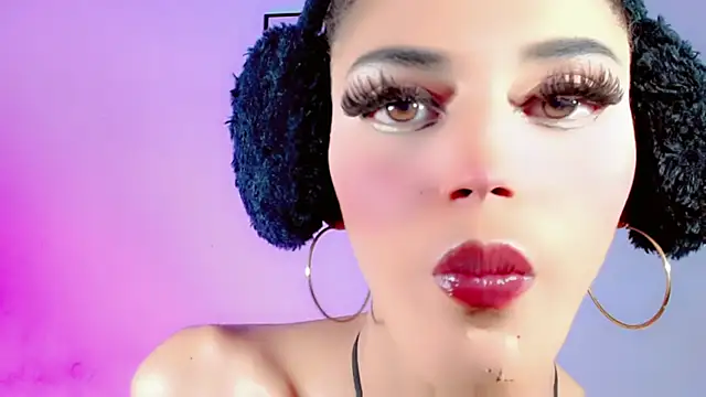 latina_sexdoll webcam
