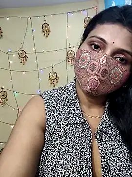 Hotty_Kavita webcam