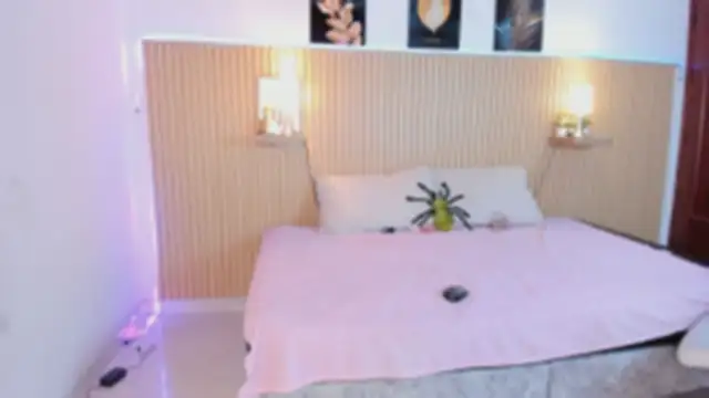 Harmony_Malkova webcam