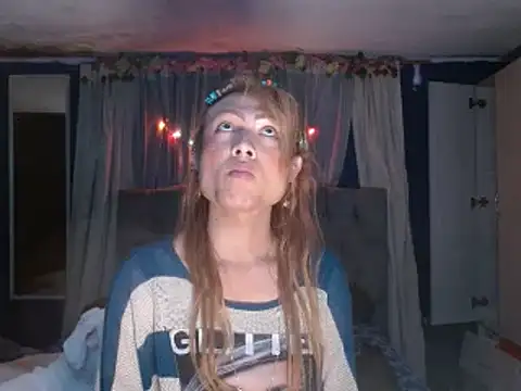 skarleth_hot21 webcam