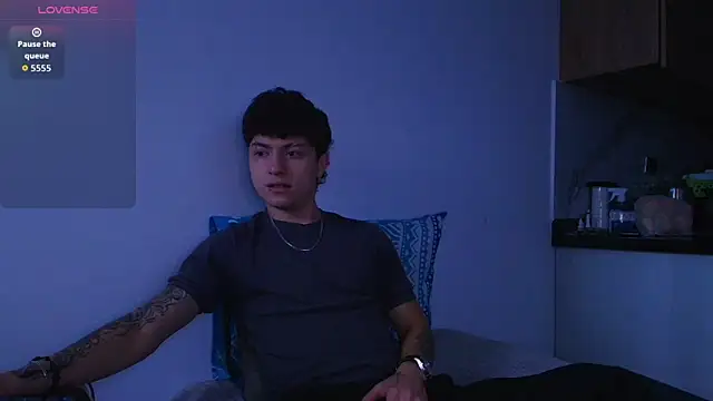 Ares_Dickson webcam