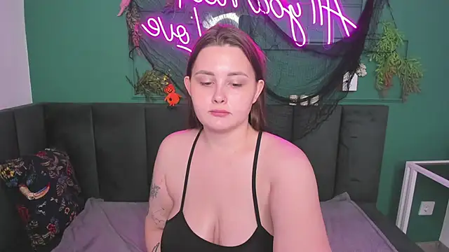 MargaretRoyy webcam