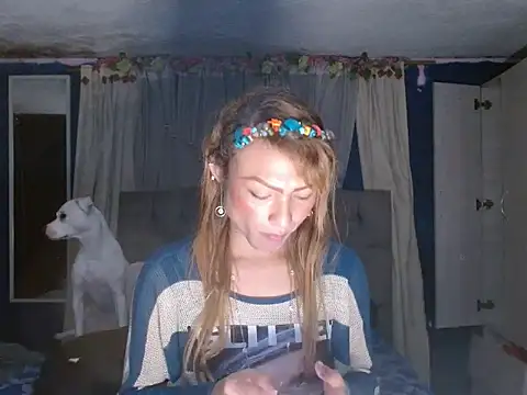 skarleth_hot21 webcam