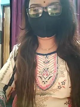Aishwaryaa_69 webcam