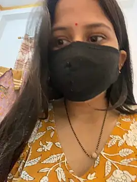 misharani00 (F young) - Boobs show