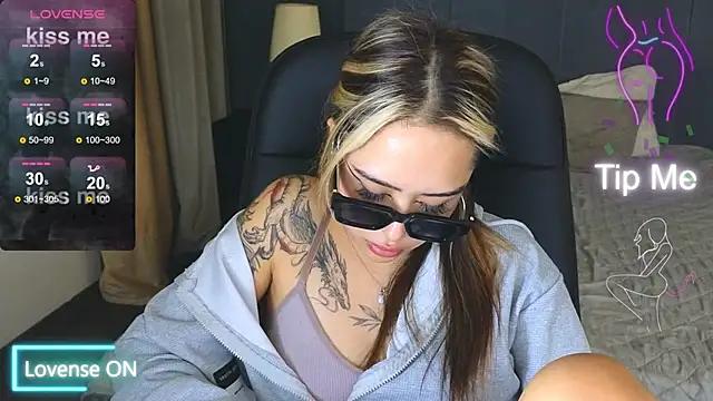 baby__kim webcam