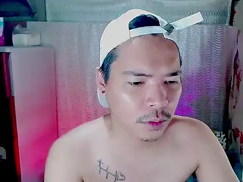 MANIACasianX webcam
