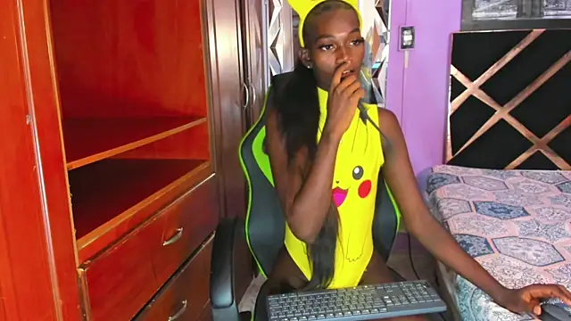 Kimberlyn_Black webcam