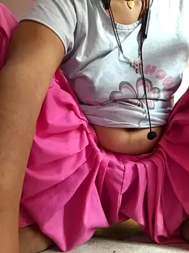 Love-pari077 webcam