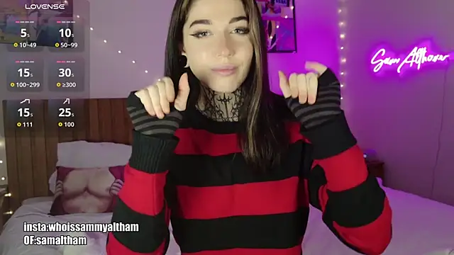 sam_altham (F young) - play with nipples