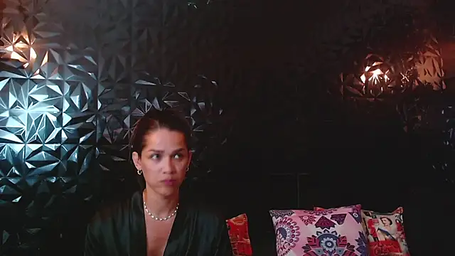 PINK__LOLA1 webcam