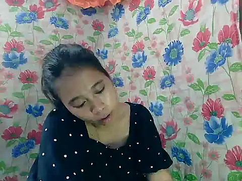 Pinay_Skinny18 webcam