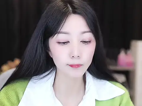 Nuyoah-77 webcam