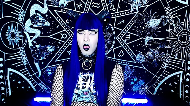 naomi_satan webcam