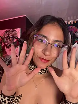 elegant__rouse webcam