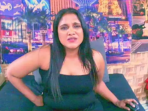 IndianSexyLady4u webcam