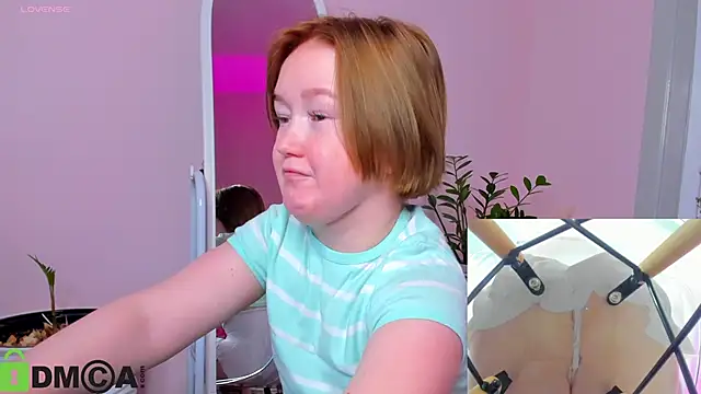 Sara_Robinson webcam